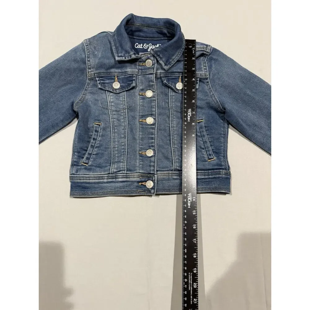 Cat & Jack Girls Blue Denim Jacket S (6/6X) Button Front Pockets Short